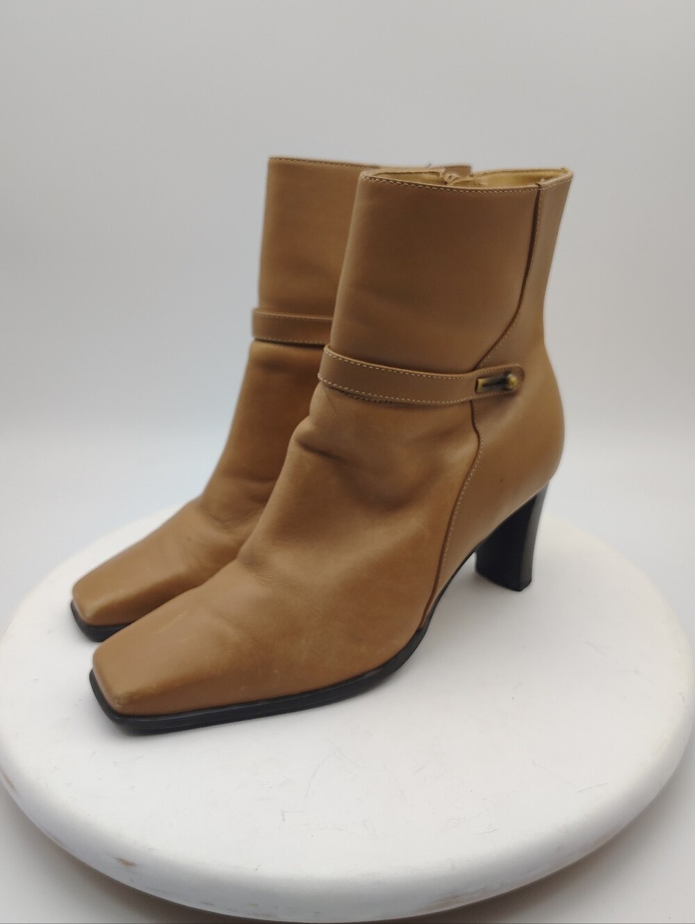 Women's Leather Tan Ankle Boot with Mid Heel Size 7.5 - Picture 4 of 15